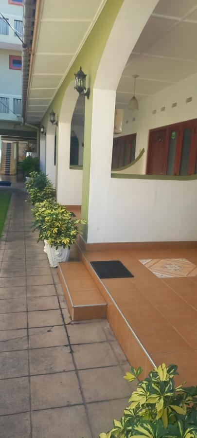 Ocean View Tourist Guest House At Negombo Beach Near The Airport Εξωτερικό φωτογραφία