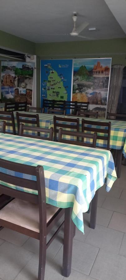 Ocean View Tourist Guest House At Negombo Beach Near The Airport Εξωτερικό φωτογραφία