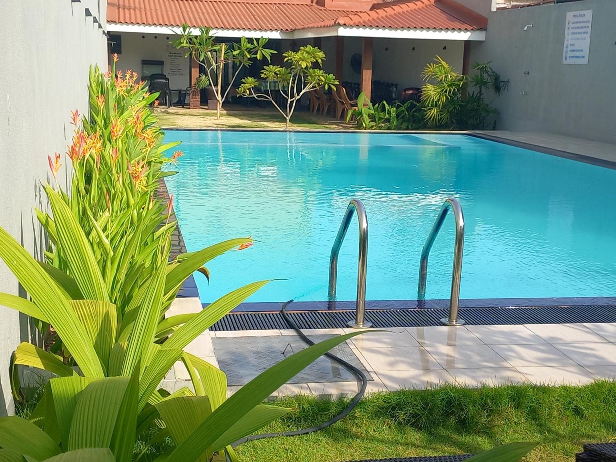 Ocean View Tourist Guest House At Negombo Beach Near The Airport Εξωτερικό φωτογραφία