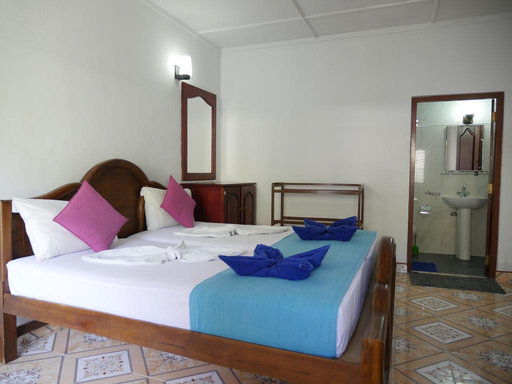 Ocean View Tourist Guest House At Negombo Beach Near The Airport Εξωτερικό φωτογραφία