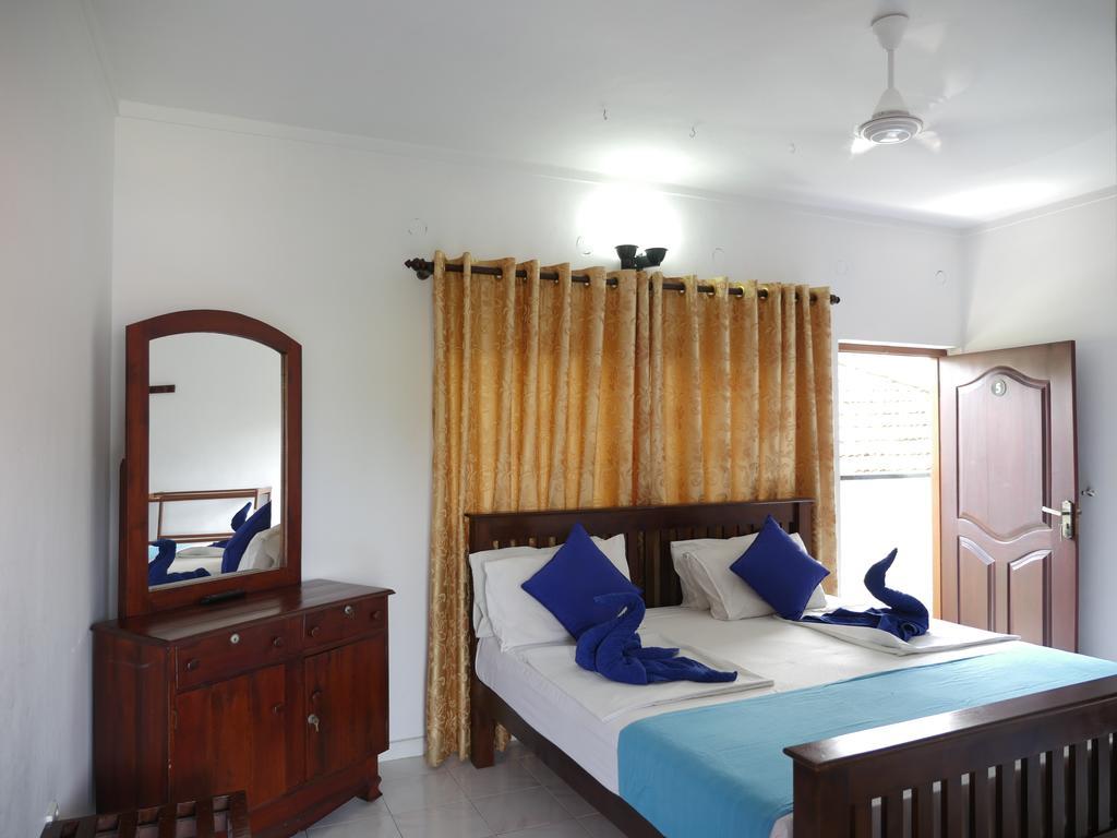 Ocean View Tourist Guest House At Negombo Beach Near The Airport Εξωτερικό φωτογραφία