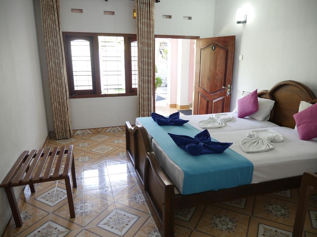 Ocean View Tourist Guest House At Negombo Beach Near The Airport Εξωτερικό φωτογραφία