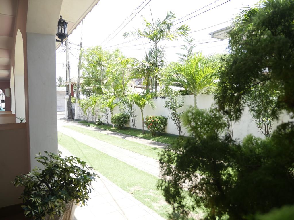 Ocean View Tourist Guest House At Negombo Beach Near The Airport Εξωτερικό φωτογραφία